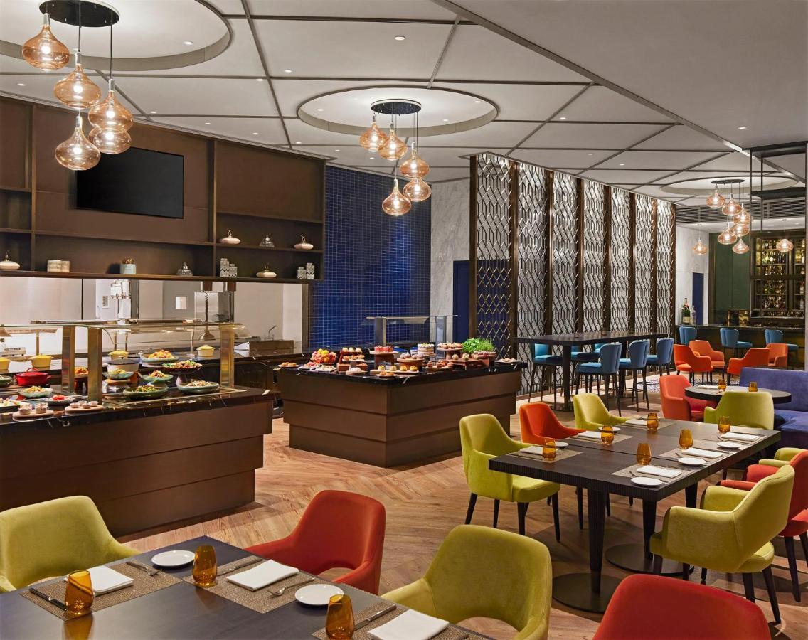 Hotel Taj Wellington Mews Chennai Exterior foto